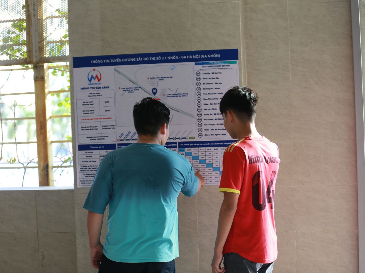 Metro Nhổn - ga Hà Nội bắt đầu đón những vị khách đầu tiên, nhiều trải nghiệm vô cùng thú vị!- Ảnh 6.