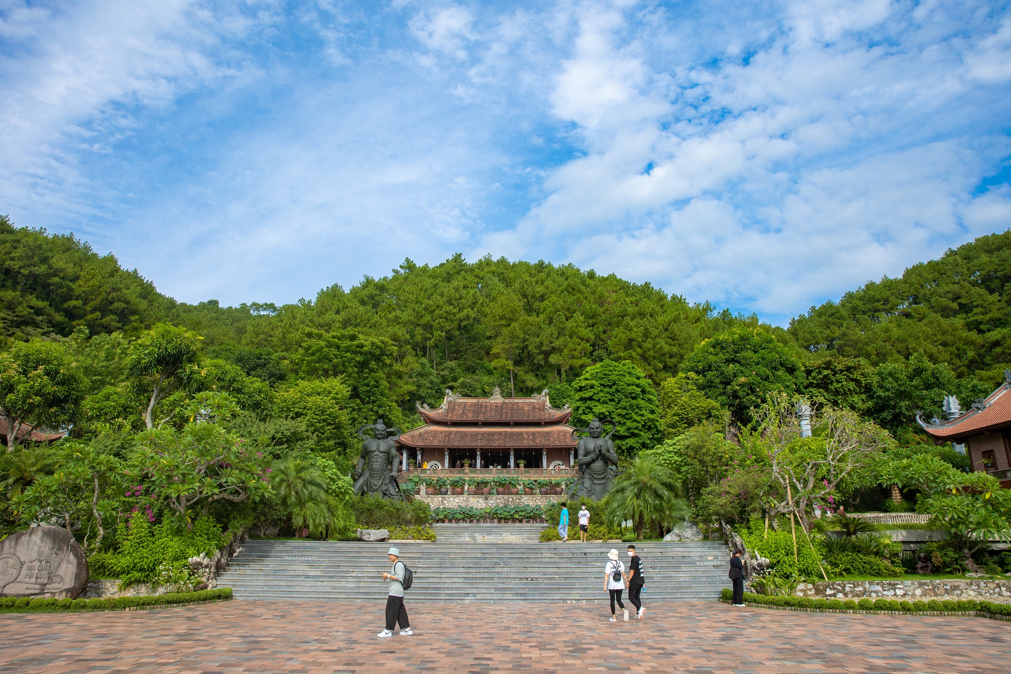 Chủ tịch Hà Nam kỳ vọng “Đô thị Thời đại” sẽ tạo động lực để Hà Nam trở thành vùng đất đáng đến, đáng sống- Ảnh 1.