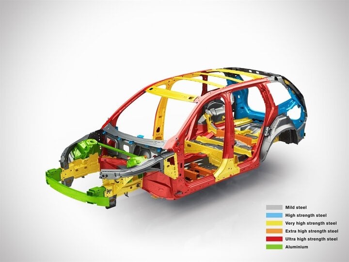 'Bật mí' nguyên nhân xe Volvo XC90 có thể cứu tài xế sau tai nạn trên cầu Phú Mỹ- Ảnh 2.