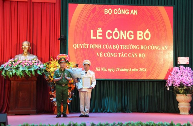 Bộ trưởng Bộ Công an bổ nhiệm cục trưởng, phó giám đốc công an tỉnh- Ảnh 1.