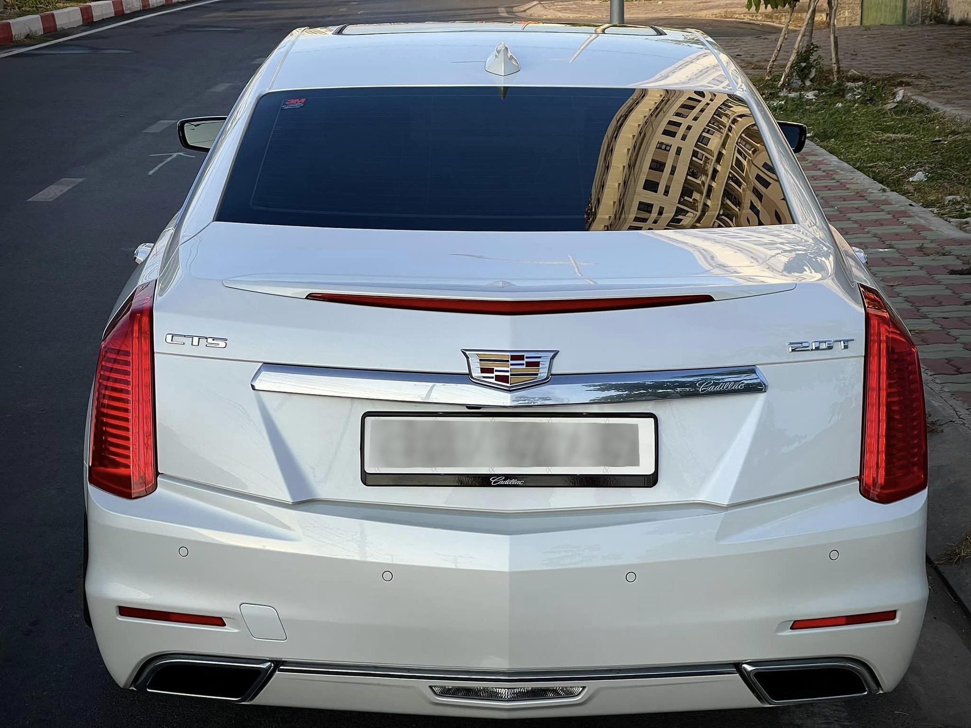 Rao Cadillac CTS giá hơn 1,4 tỷ, người bán cho biết cả Việt Nam chỉ có vài chiếc, đi trung bình hơn 3.000km/năm, cùng phân khúc E-Class- Ảnh 3.