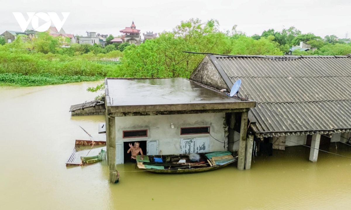 Hàng nghìn hộ dân ở Ninh Bình bị ngập nặng khi nước lũ dâng cao- Ảnh 23.