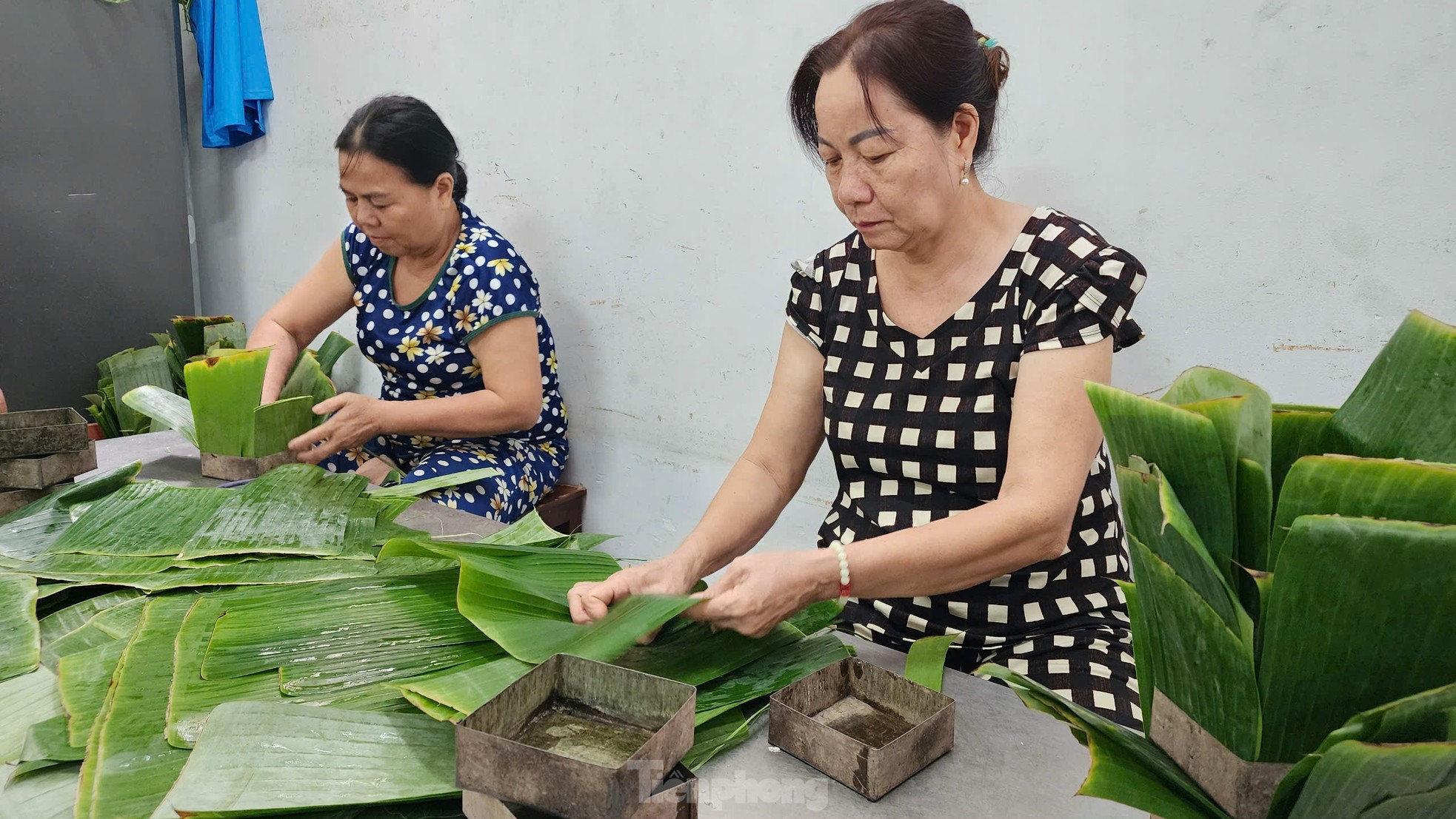 Người dân Đà Nẵng nấu bánh chưng xuyên đêm ủng hộ vùng lũ miền Bắc- Ảnh 18.