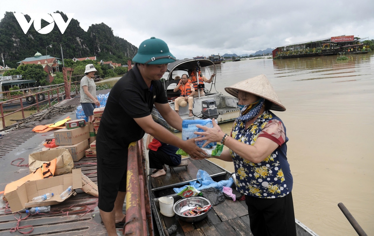 Hàng nghìn hộ dân ở Ninh Bình bị ngập nặng khi nước lũ dâng cao- Ảnh 10.