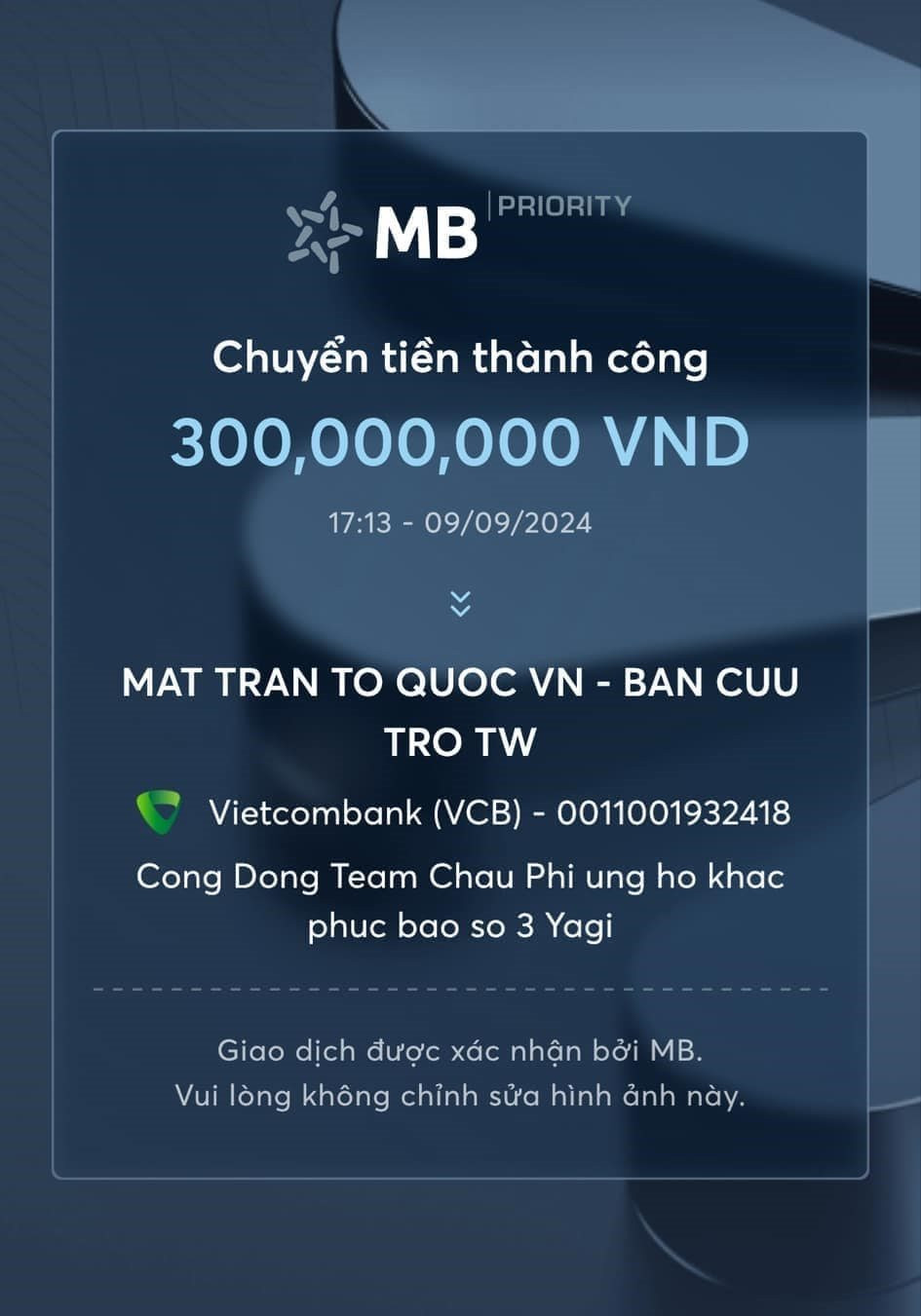 Vừa ủng hộ 300 triệu hỗ trợ đồng bào -'check Var' uy tín, team Quang Linh châu Phi tiếp tục làm một điều đặc biệt khiến ai nấy đều xúc động- Ảnh 1.