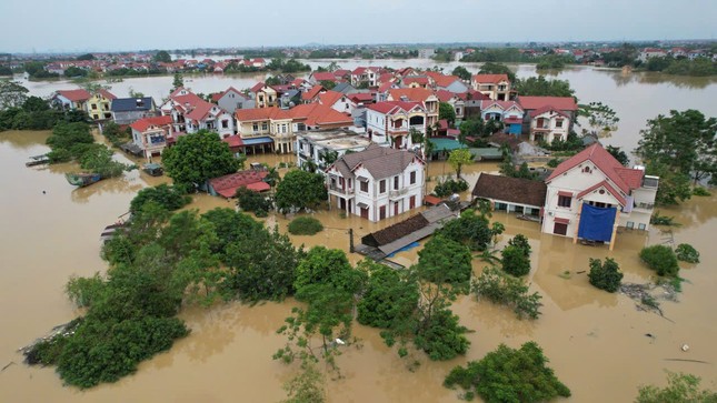 Ngập lụt có thể kéo dài 3-6 ngày tới, riêng Chương Mỹ ngập thêm chục ngày- Ảnh 1.