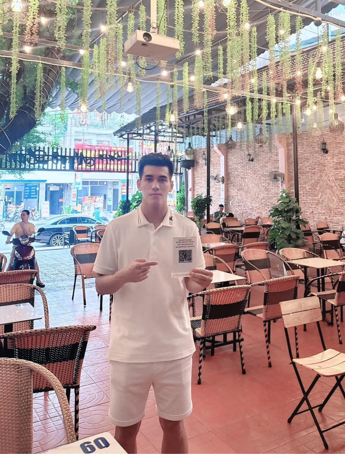 Mê cái cách hotboy tuyển Việt Nam giúp đồng bào vùng lũ: Trích 100% doanh thu của quán cafe ủng hộ, không cần “check VAR” vì quá uy tín- Ảnh 1.