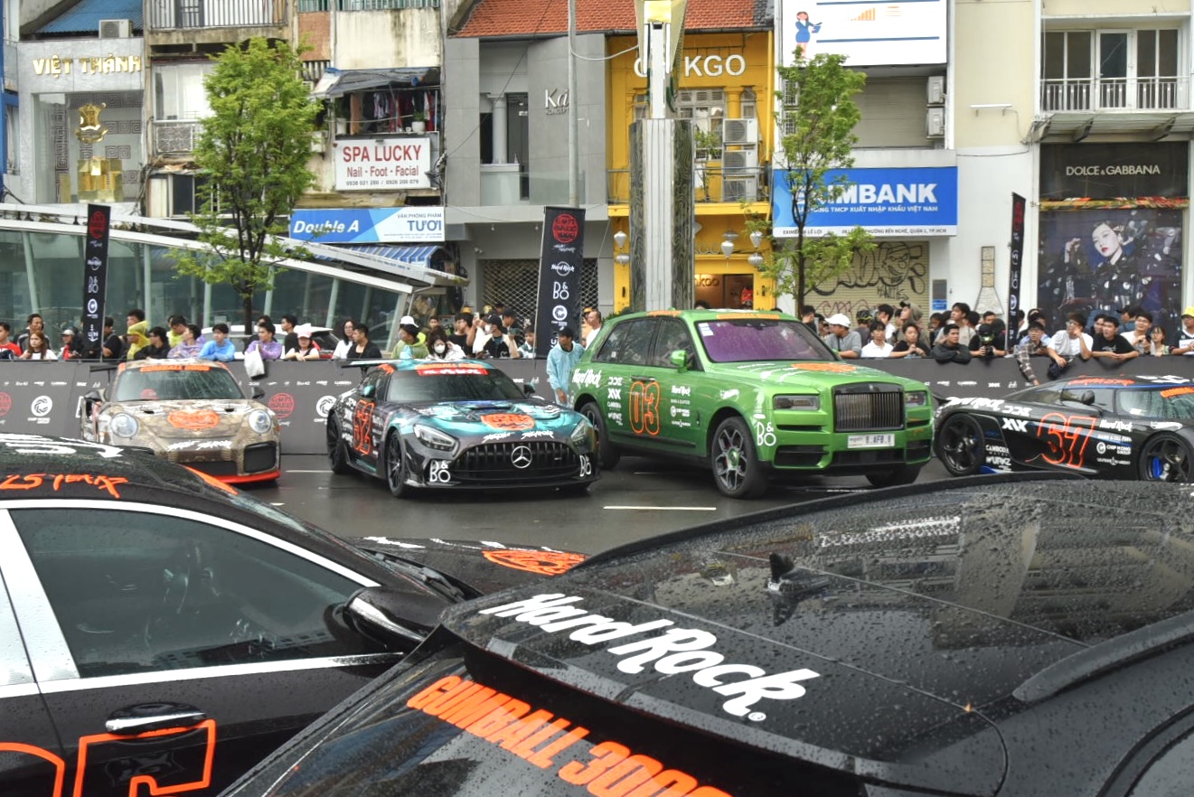 Cận cảnh dàn xe tham gia Gumball 3000: Đủ siêu xe đến siêu SUV, có cả bản giới hạn, bán tải và 2 xe VinFast- Ảnh 21.