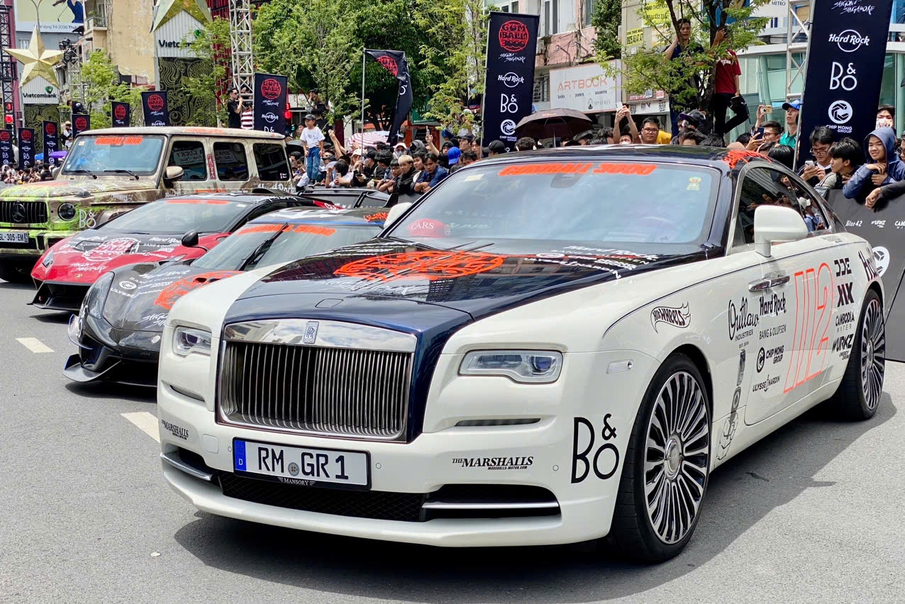 Soi giá siêu xe Rolls-Royce, Koenigsegg, Ferrari...tại Gumball 3000- Ảnh 1.