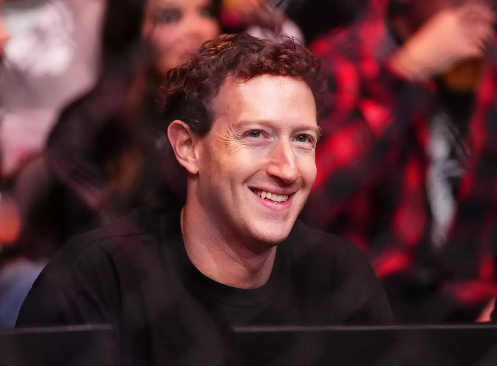 Sốc: Mark Zuckerberg thừa nhận hối hận vì xin lỗi suốt 20 năm qua cho việc mình không làm, khiến Facebook phải mất 10 năm nữa mới trở về ‘vị thế đáng có’- Ảnh 2.