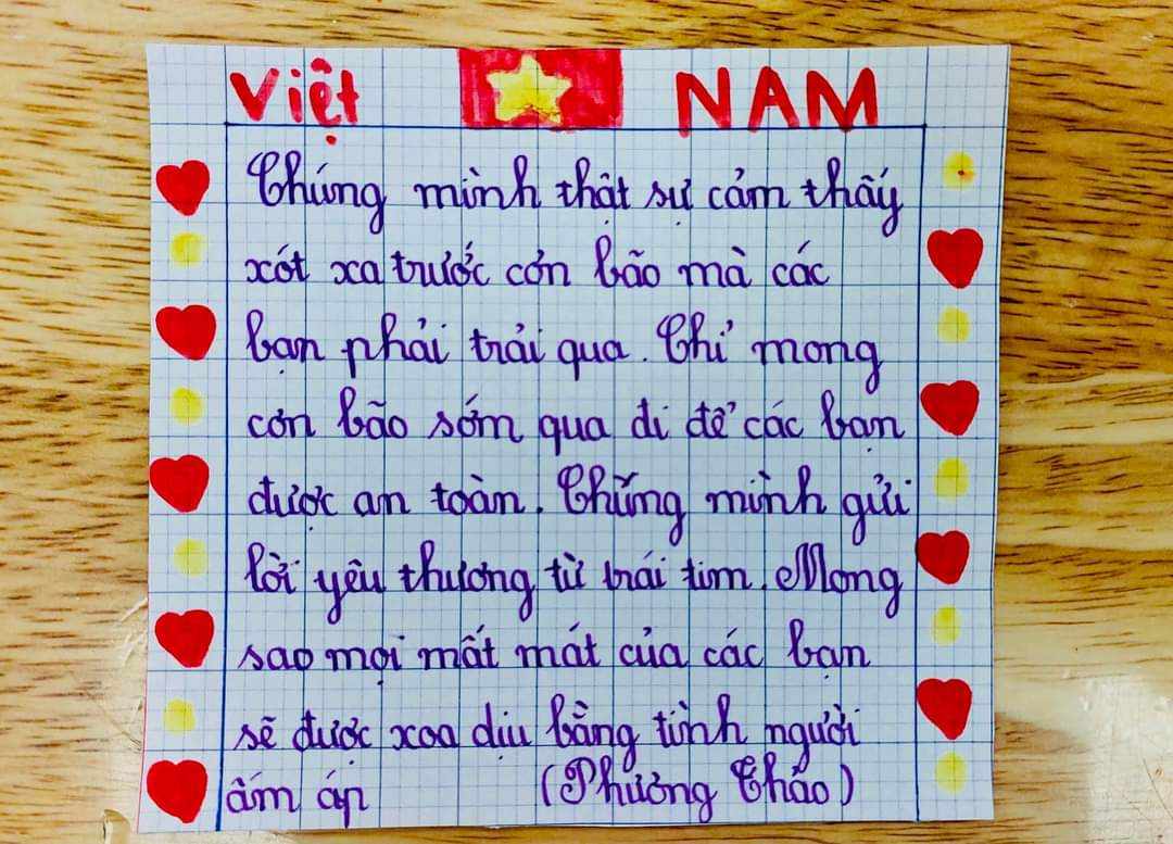 Trung thu đặc biệt của các em nhỏ ở Hà Nội: Không giăng đèn kết hoa, chẳng mâm cỗ tưng bừng nhưng vẫn là Trung thu ấm áp nhất!- Ảnh 12.