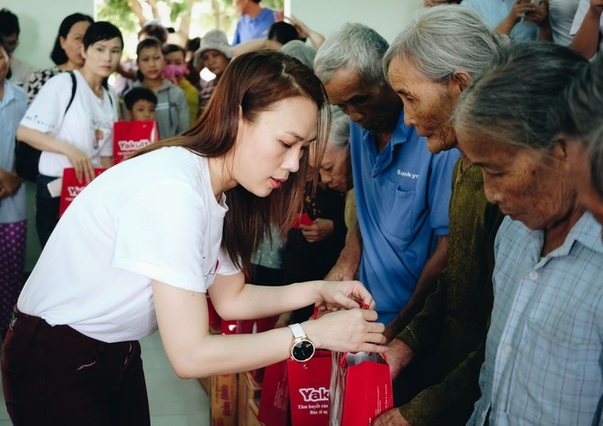 "Nếu làm được việc thiện mà đánh bóng được tên tuổi thì vẫn tốt hơn là không làm gì hết"- Ảnh 2.