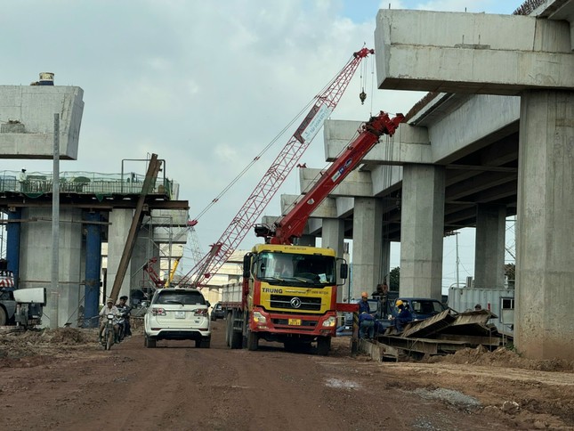 Hơn 8.000 nhân công làm xuyên lễ ở công trường xây dựng sân bay Long Thành- Ảnh 6.