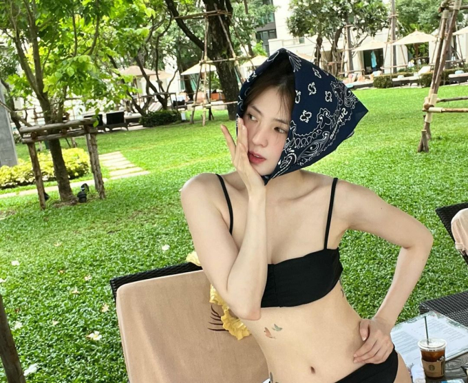 Gần 3 triệu người phát cuồng vì lần đầu Han So Hee diện bikini táo bạo- Ảnh 2.