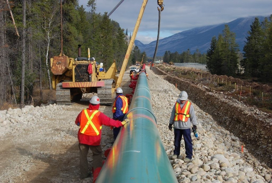 Dầu thô Nga lo mất thị trường châu Á khi đường ống Trans Mountain hoạt động- Ảnh 1.