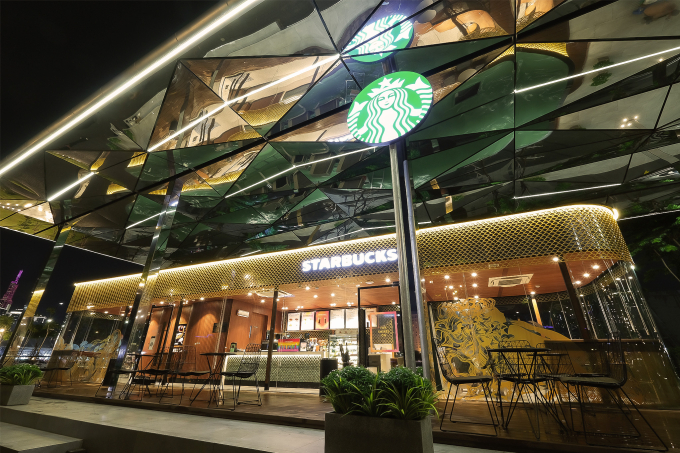 Starbucks lại gây khó chịu- Ảnh 2.