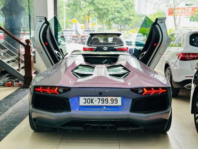 Siêu xe Lamborghini Aventador biển tứ quý 9 rao bán giá 22 tỷ đồng- Ảnh 1.