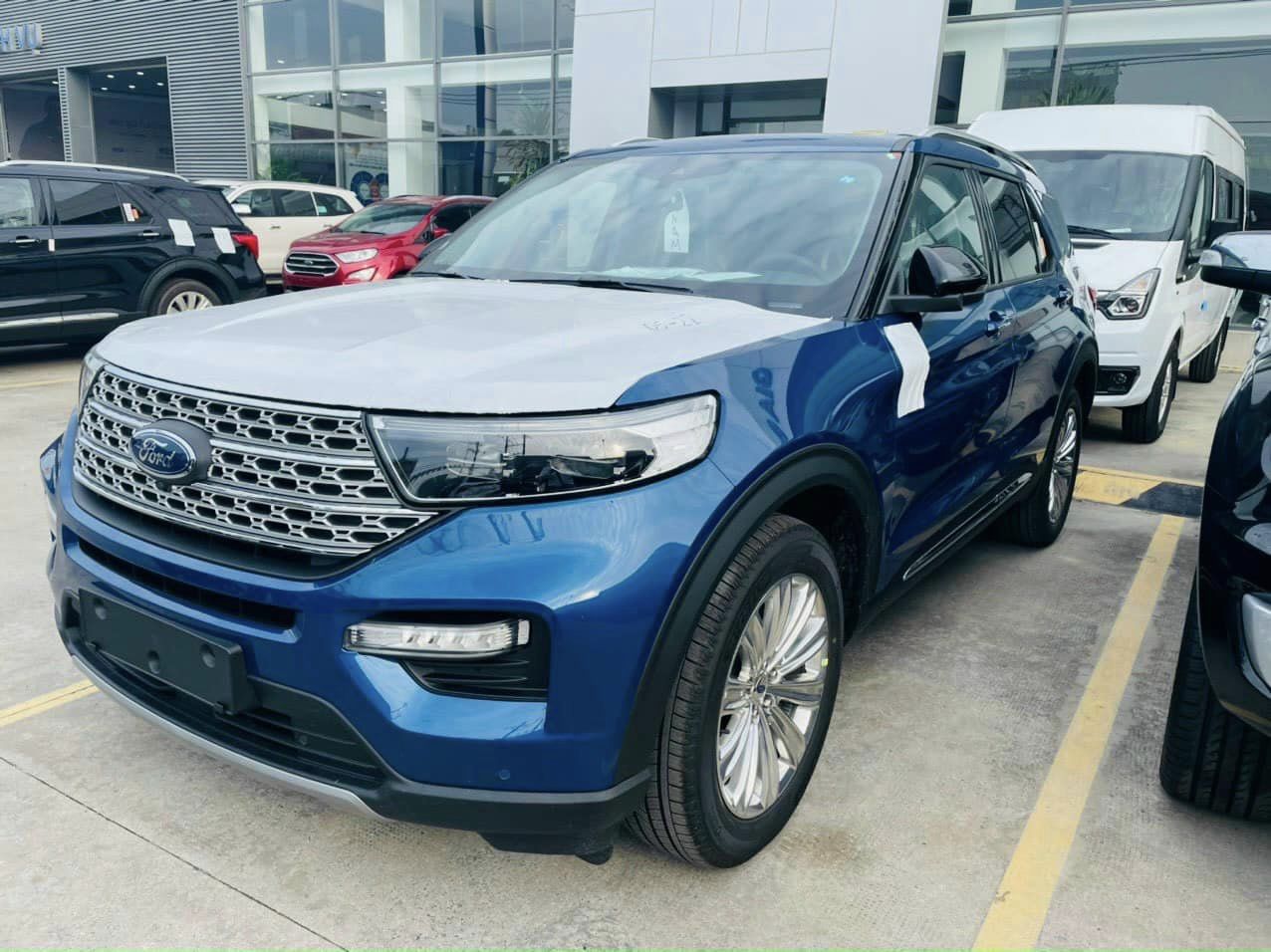 Muốn mua Ford Explorer 'giá rẻ' thì đây là một lựa chọn: Giá giảm 249 triệu, thực tế còn 1,85 tỷ, đã đổi động cơ, thêm bảo hành- Ảnh 4.