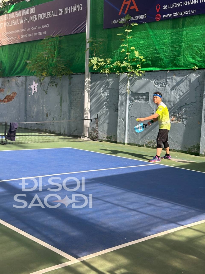 Hé lộ hình ảnh Phương Oanh và shark Bình "khoá môi" trên sân pickleball, sắc vóc nữ diễn viên sau sinh con gây chú ý- Ảnh 5.