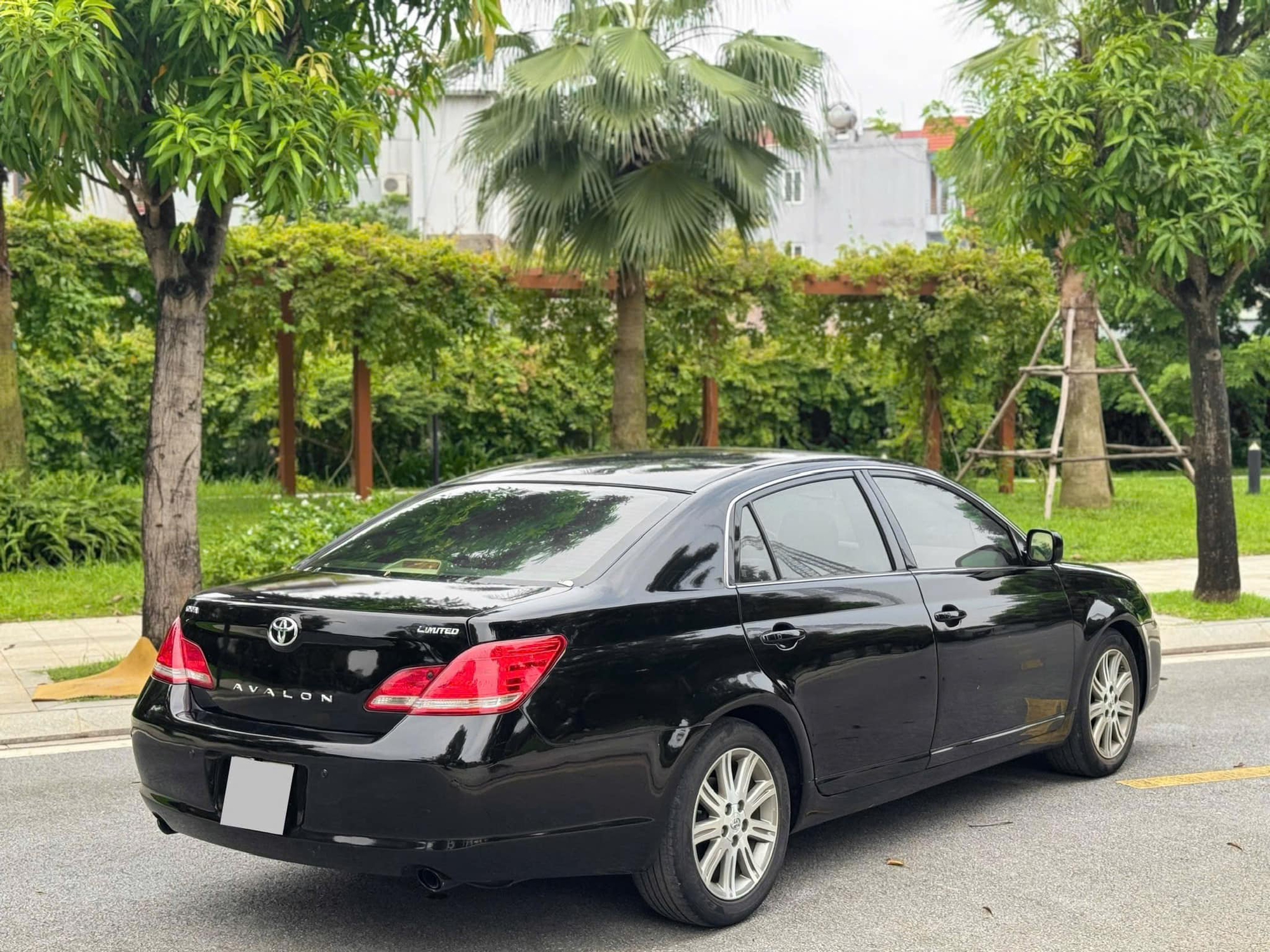 'Đàn anh' Toyota Camry rao bán lại chưa đến 400 triệu đồng: Từng là biểu tượng của giới nhà giàu Việt, động cơ V6 mạnh 268 mã lực- Ảnh 5.