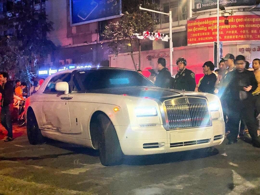 Tranh cãi về chi phí thay cửa cho chiếc Rolls-Royce Ghost bị tai nạn: CĐM đồn mất 2 tỷ, người trong nghề nói chỉ tốn khoảng 300 triệu- Ảnh 6.