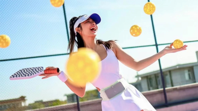 Chấn thương khi chơi Pickleball 'ngốn' hơn 350 triệu USD chi phí điều trị chỉ trong 1 năm: 6 việc cần làm để tránh 'tiền mất, tật mang'- Ảnh 1.