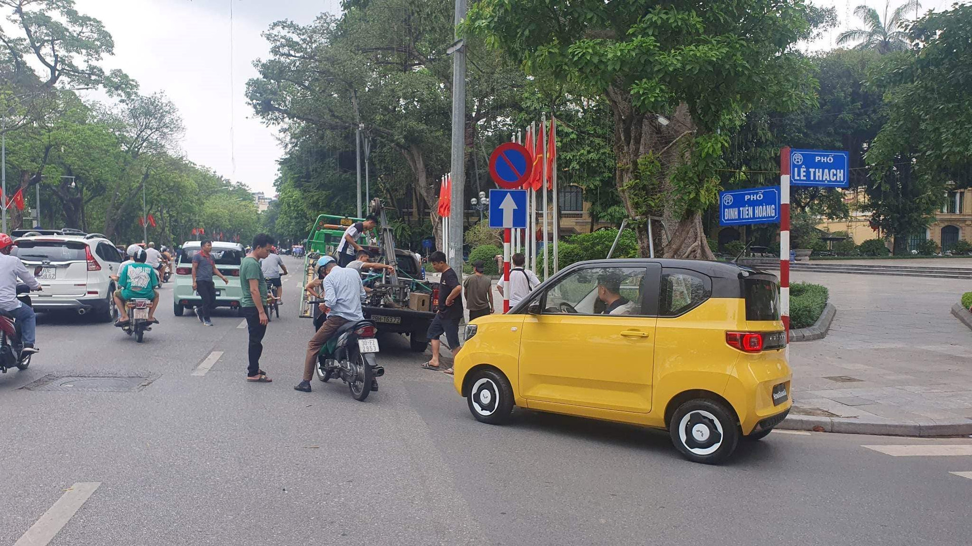 Ô tô Trung Quốc vào Việt Nam: Những màn đánh tiếng ồn ào, tham vọng lớn và thực tế hiện tại- Ảnh 1.