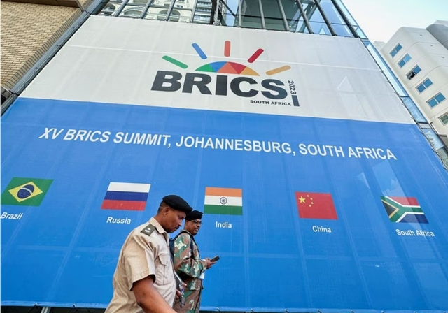 BRICS mở rộng, Tổng thống Putin kêu gọi 1 việc trong lĩnh vực được coi là huyết mạch kinh tế toàn cầu- Ảnh 3.