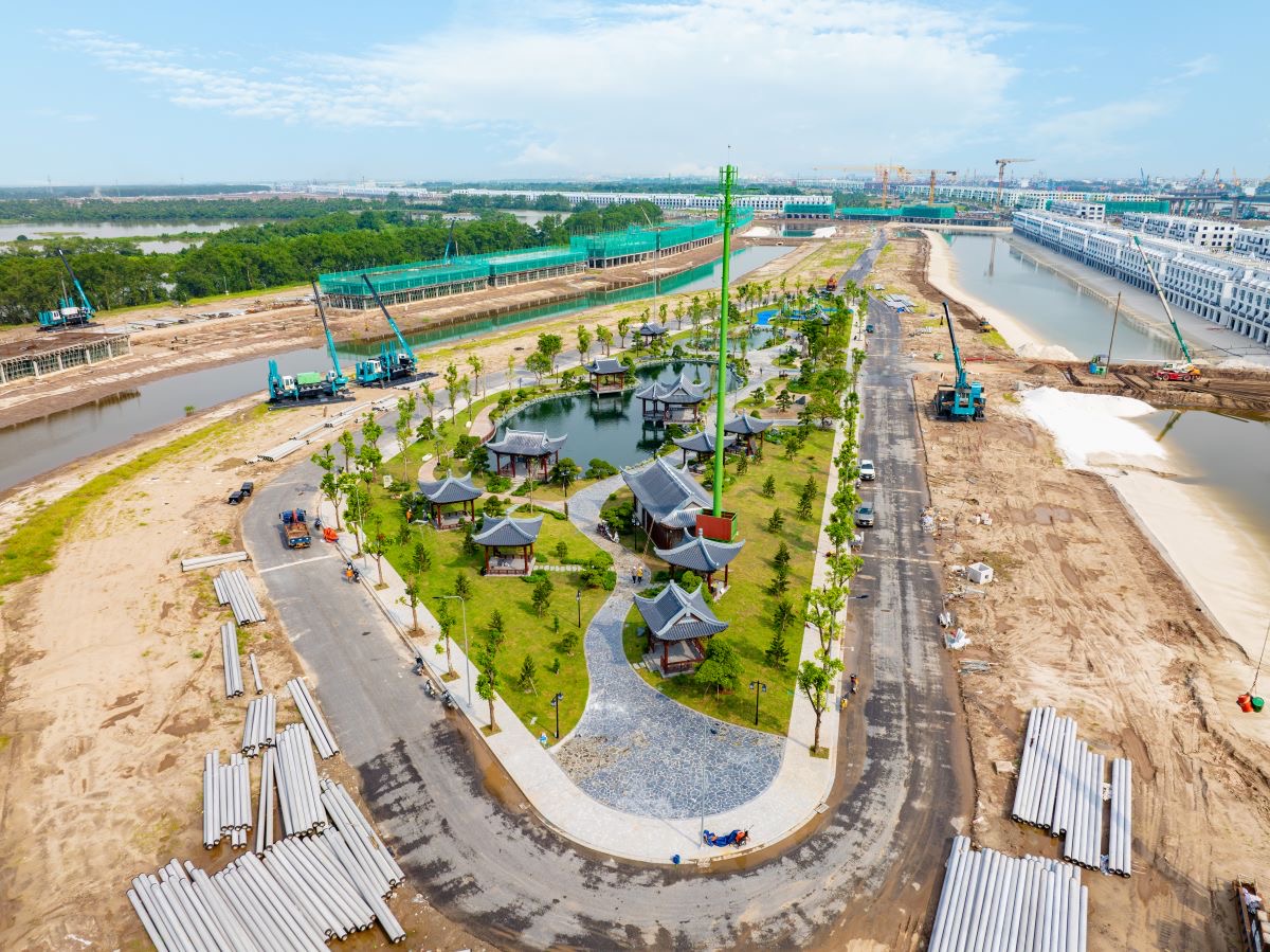 Vinhomes Royal Island bàn giao 500 căn nhà, lập kỷ lục mới trên đảo Vũ Yên- Ảnh 1.