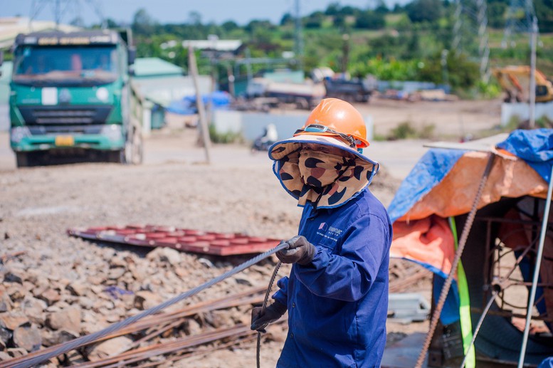 Những công trường 'không nghỉ Lễ' và quyết tâm của ngành Giao thông- Ảnh 3.