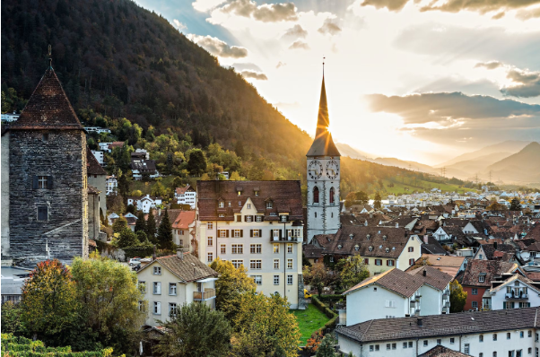 Chuyến tàu chậm nhất thế giới có gì: Là “cánh cửa dẫn tới dãy Alps”, đi 290km mất tới 8 giờ, giá vé 13 triệu đồng nhưng không đặt nhanh thì hết chỗ- Ảnh 8.