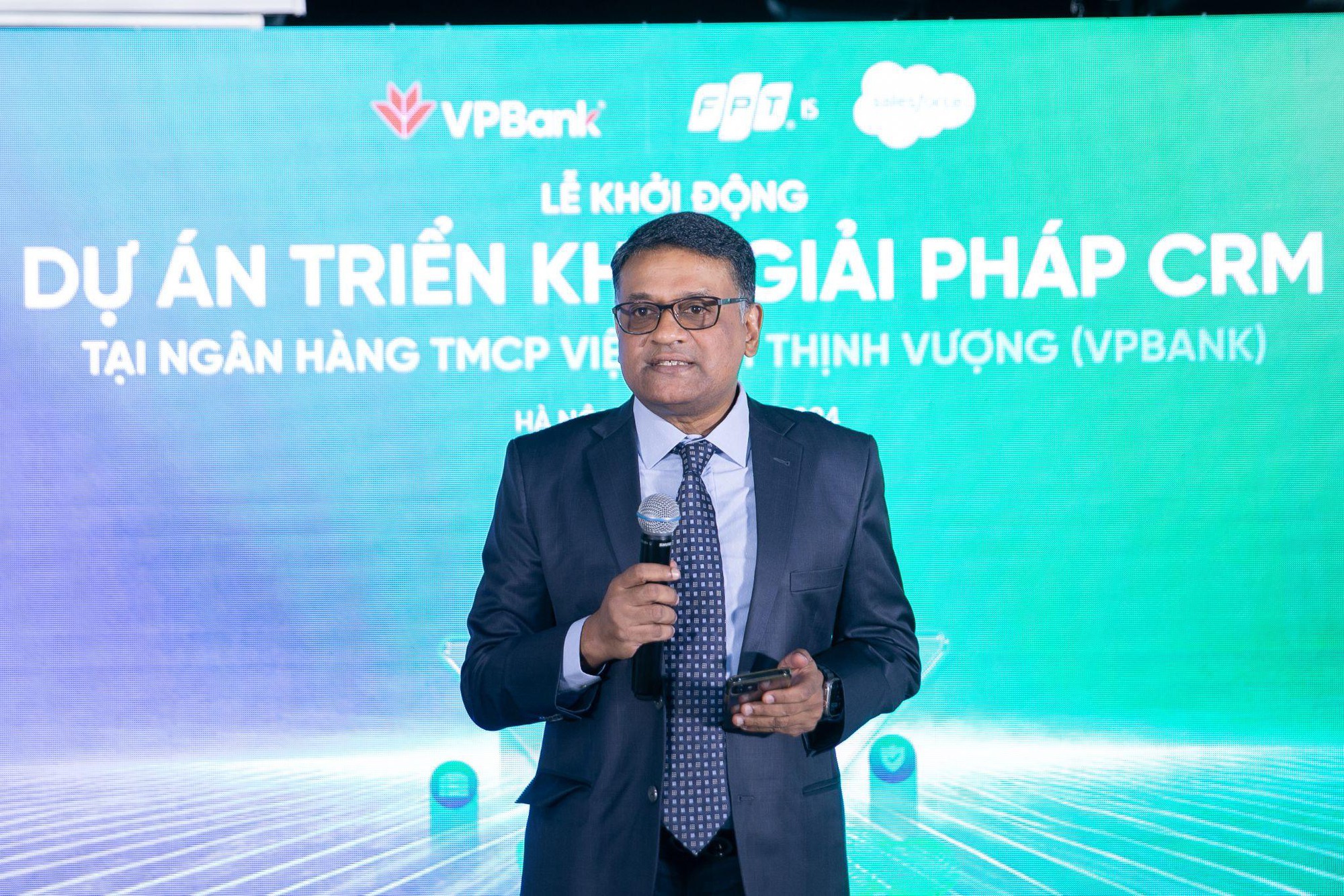 VPBank hợp tác FPT IS triển khai giải pháp CRM hàng đầu từ Salesforce- Ảnh 3.