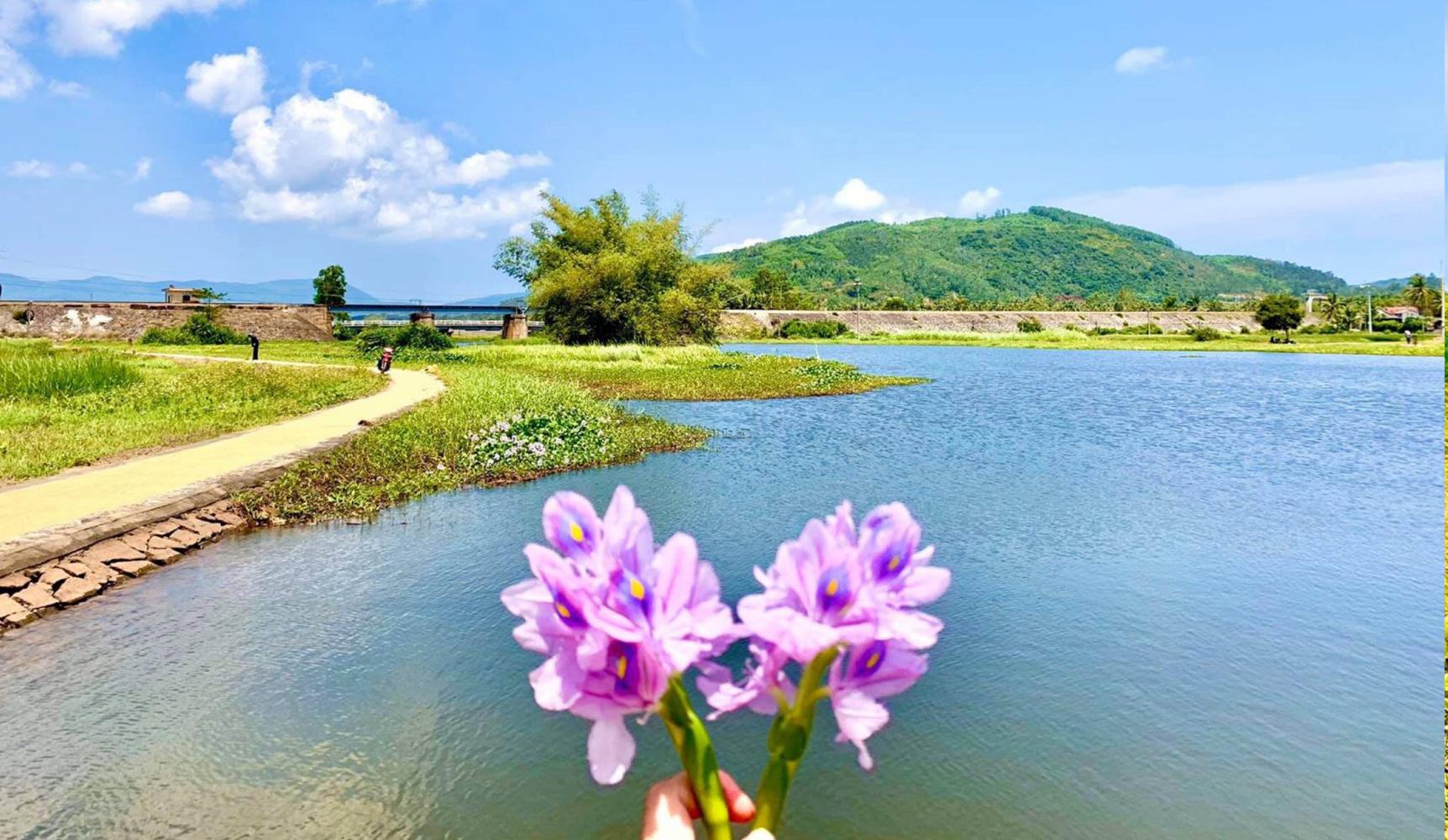 Phát hiện cao nguyên cảnh như nước ngoài, khí hậu có đủ 4 mùa trong ngày, cách thành phố hơn 100km