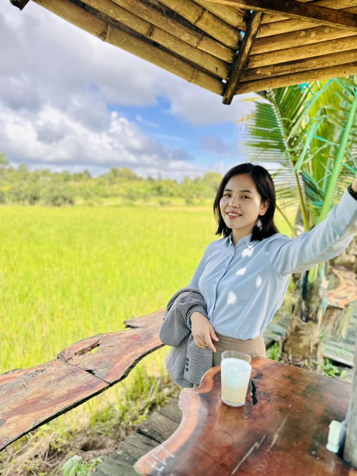 Chân dung nữ phóng viên VTV bám trụ ở đảo Cô Tô, dũng cảm tác nghiệp giữa bão Yagi- Ảnh 13.