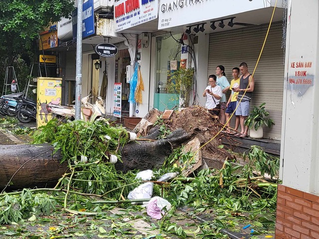 Tiếc nuối những 