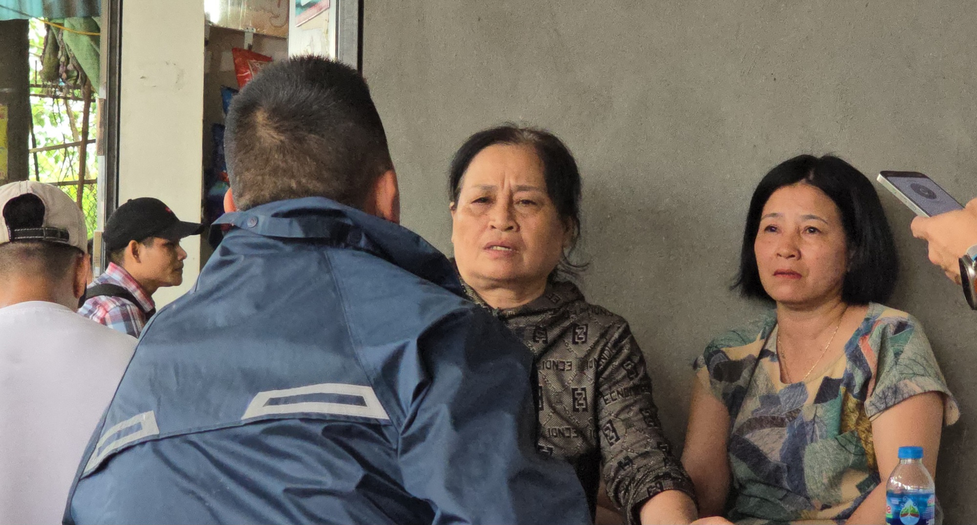 Nam sinh viên về Phú Thọ chơi rồi mất tích trong vụ sập cầu Phong Châu, người thân khóc hết nước mắt- Ảnh 4. Nam sinh viên về Phú Thọ chơi rồi mất tích trong vụ sập cầu Phong Châu, người thân khóc hết nước mắt- Ảnh 4.