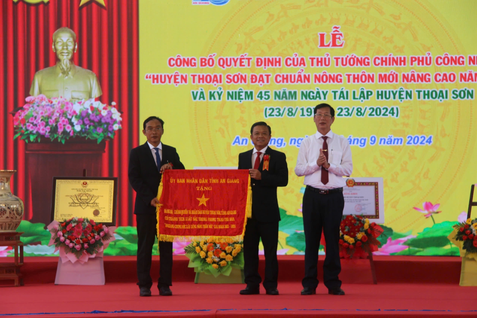 Một huyện ở An Giang xác lập kỷ lục Việt Nam- Ảnh 3.