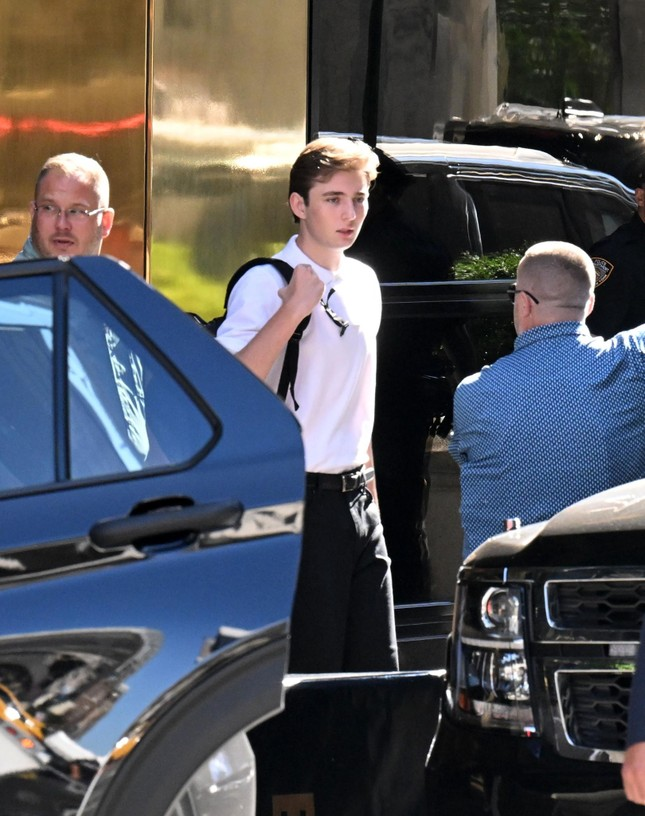 Barron Trump là hậu bối của rich kid Chao và Barron Trump là hậu bối của rich kid Chao và