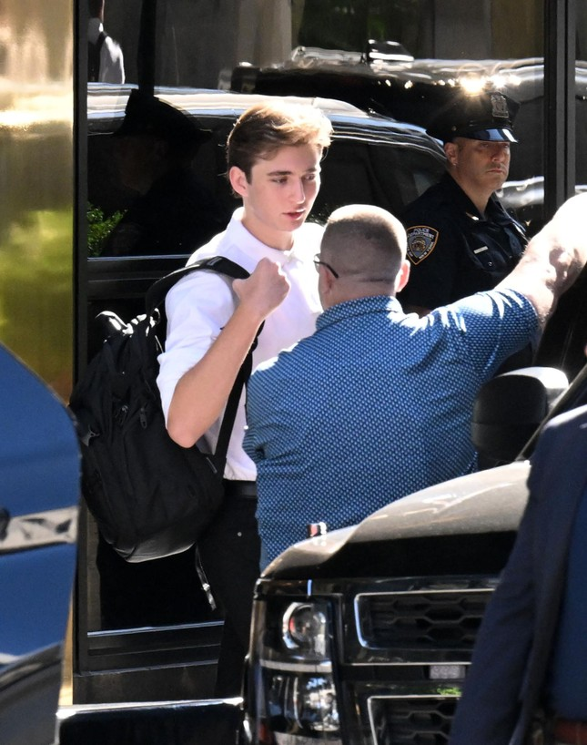 Barron Trump là hậu bối của rich kid Chao và Barron Trump là hậu bối của rich kid Chao và