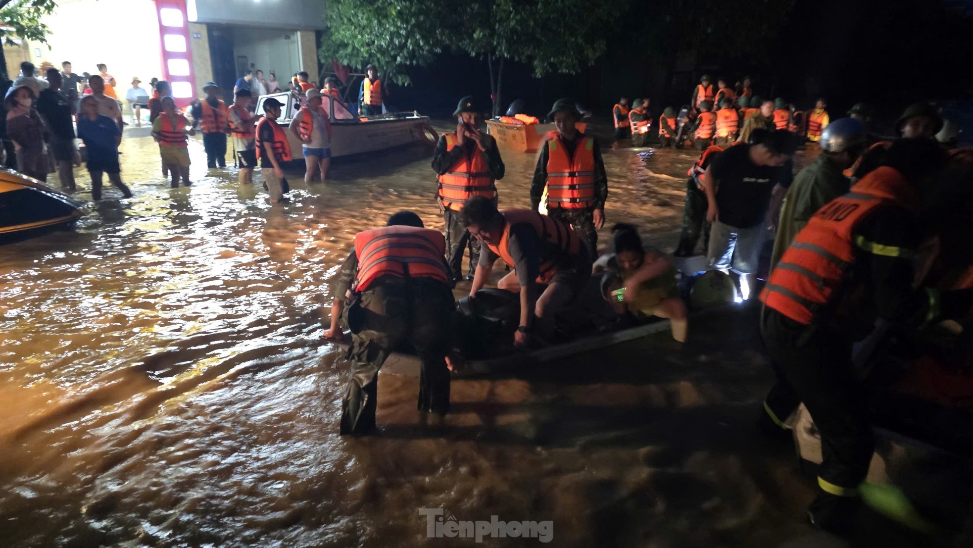 Toàn cảnh khu vực ở Thái Nguyên chìm trong biển nước- Ảnh 13.