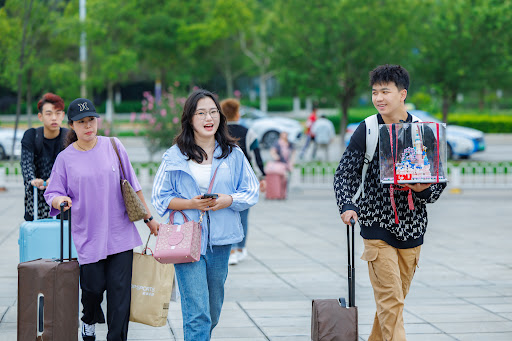 5 loại tiền sinh viên năm nhất cần hạn chế tiêu nhất có thể, nếu không "tiền mất tật mang" cũng chẳng oan- Ảnh 2. 5 loại tiền sinh viên năm nhất cần hạn chế tiêu nhất có thể, nếu không "tiền mất tật mang" cũng chẳng oan- Ảnh 2.
