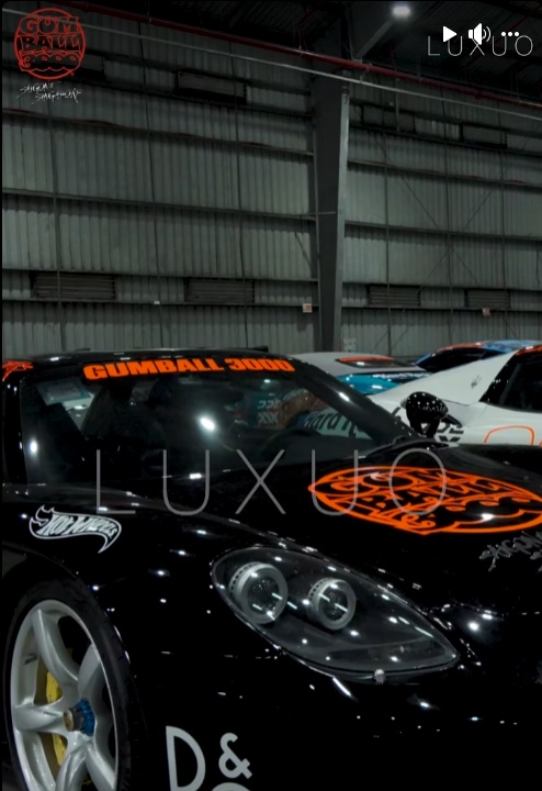 Dàn siêu xe Gumball 3000 tiếp tục lộ ảnh tại Việt Nam: 3 chiếc hypercar đã xuất hiện, có chiếc trộn kim cương vào thân xe- Ảnh 9.