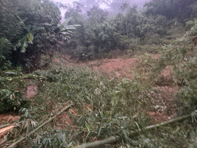 Lại sạt lở vùi lấp 4 ngôi nhà ở Lào Cai, 7 người tử vong- Ảnh 3.