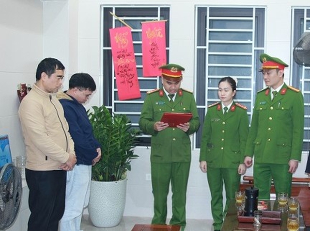 Bắt khẩn cấp một giám đốc- Ảnh 1.