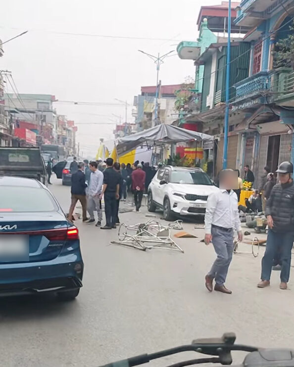 Tài xế tông vào đám tang ở Hải Dương là chánh thanh tra huyện, có nồng độ cồn- Ảnh 2.