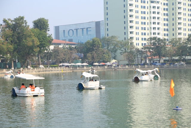 Chỉ được nghỉ 1 ngày Tết dương, người dân Hà Nội lựa chọn nơi này là điểm đến lý tưởng cho cả gia đình- Ảnh 18. Chỉ được nghỉ 1 ngày Tết dương, người dân Hà Nội lựa chọn nơi này là điểm đến lý tưởng cho cả gia đình- Ảnh 18.