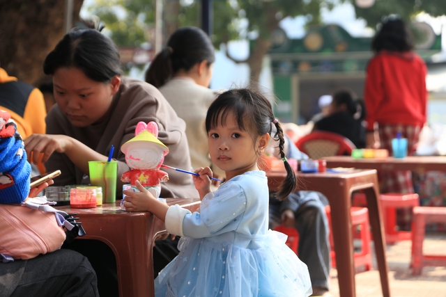 Chỉ được nghỉ 1 ngày Tết dương, người dân Hà Nội lựa chọn nơi này là điểm đến lý tưởng cho cả gia đình- Ảnh 20. Chỉ được nghỉ 1 ngày Tết dương, người dân Hà Nội lựa chọn nơi này là điểm đến lý tưởng cho cả gia đình- Ảnh 20.