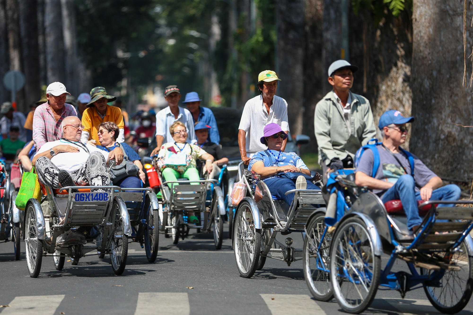 Đón Tết với tour quốc tế- Ảnh 1.