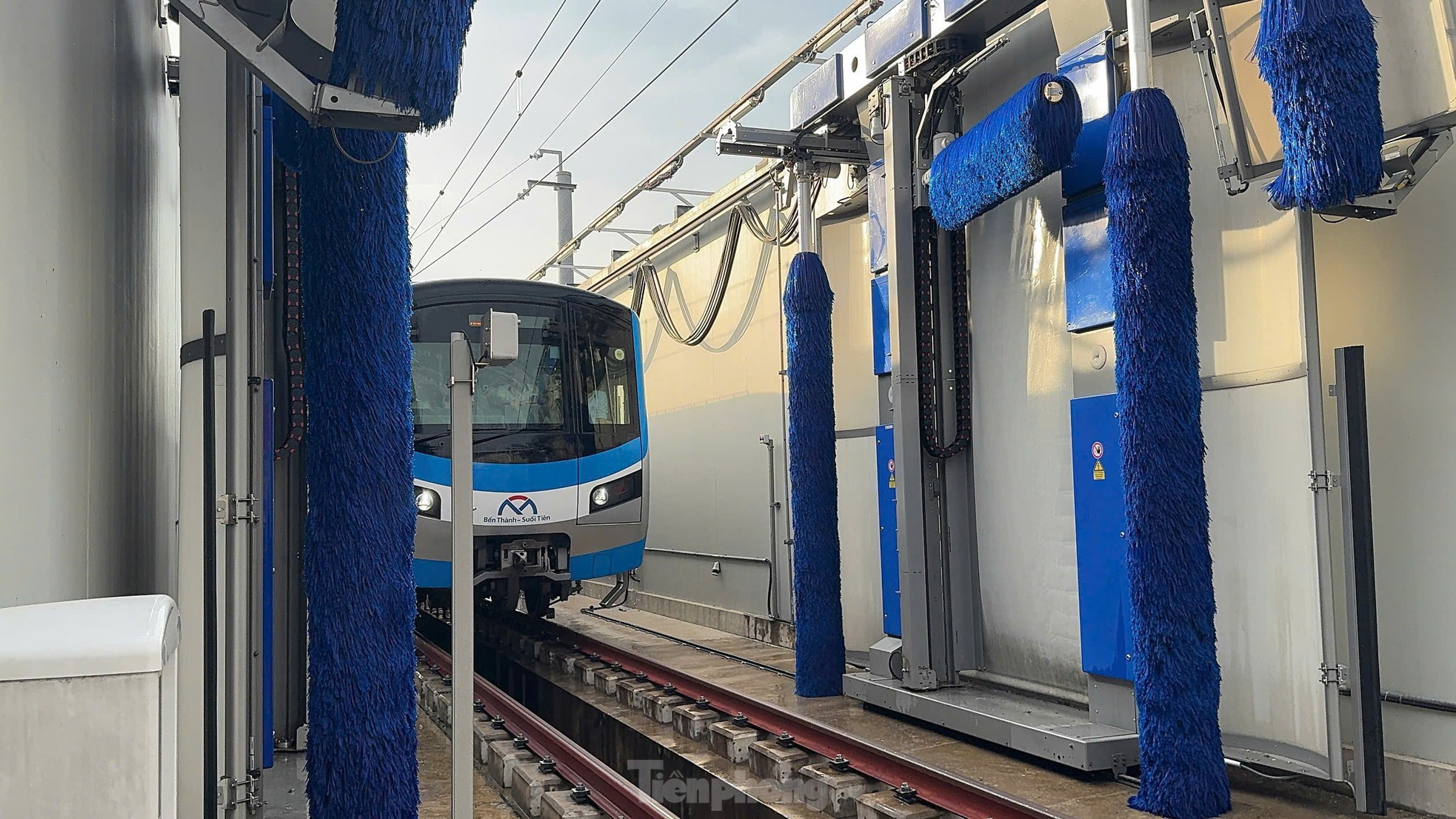 Tận thấy công nghệ rửa tàu tự động hiện đại của tuyến metro TPHCM- Ảnh 5.