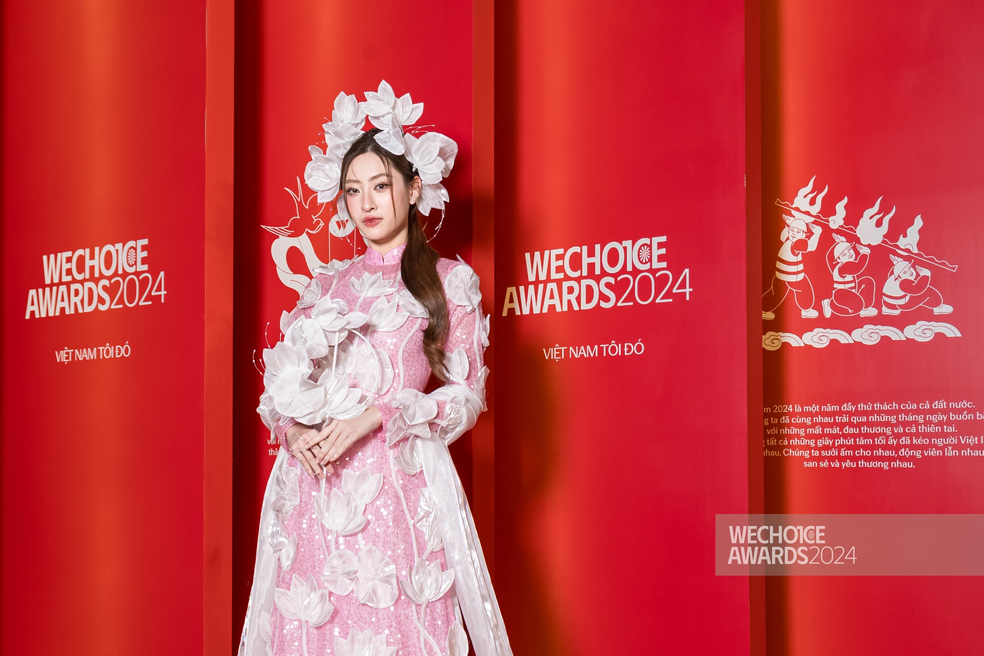 Dàn hậu "đại náo" siêu thảm đỏ WeChoice Awards 2024: Thuỳ Tiên - Hương Giang lạ lẫm, Lương Thùy Linh đẹp phát sáng- Ảnh 4.